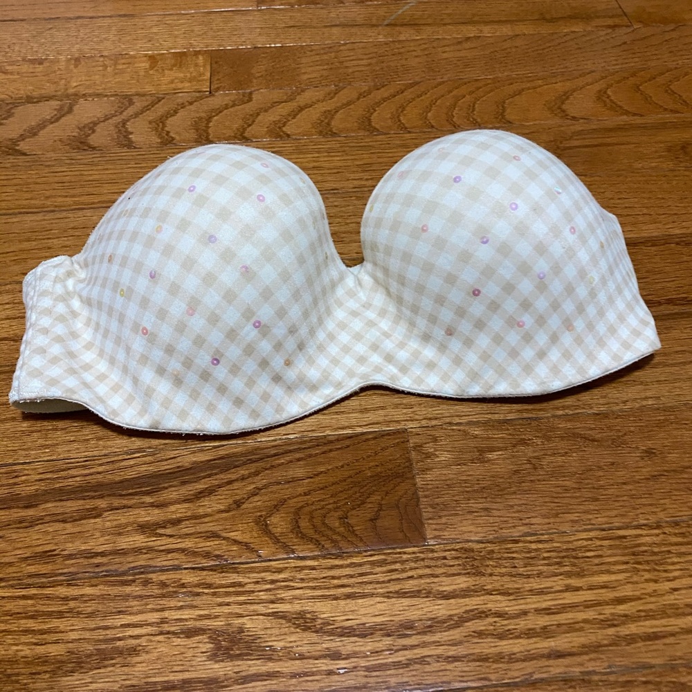 Victoria’s Secret Body by Victoria Strapless Bra